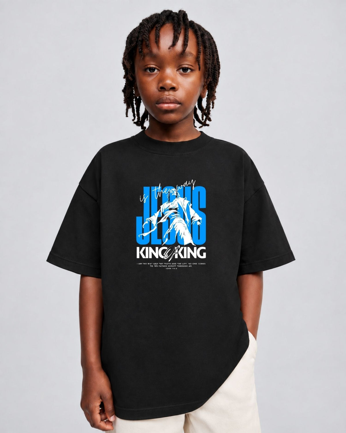 Camiseta Oversized Infantil “JESUS KINGofKING”