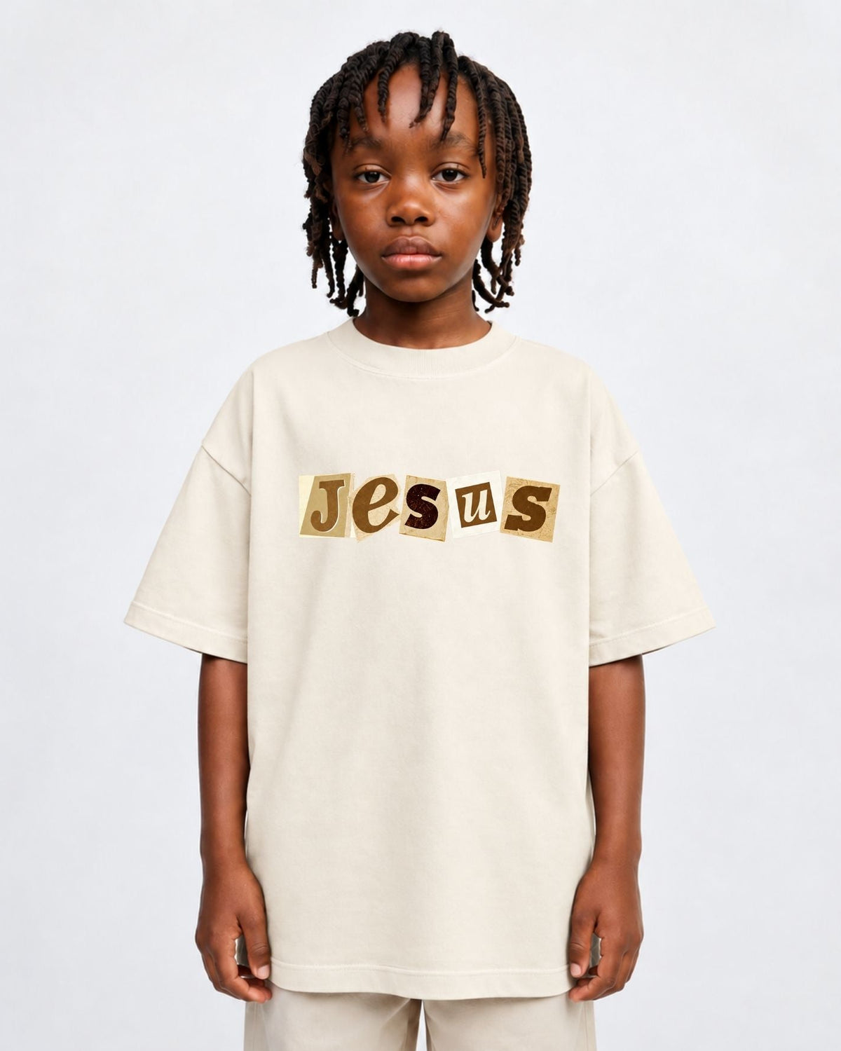 Camiseta Oversized Infantil “JESUS”