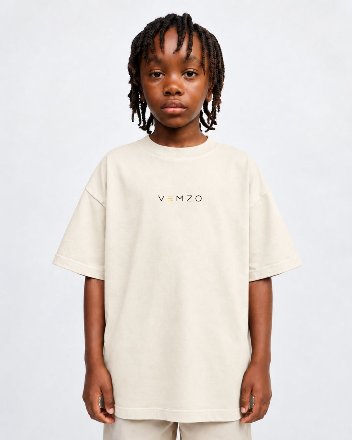 Camiseta Oversized Infantil "CHILD HOOD"