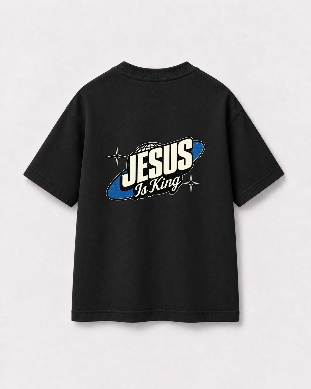 Camiseta Oversized Infantil “JESUS IS KING”